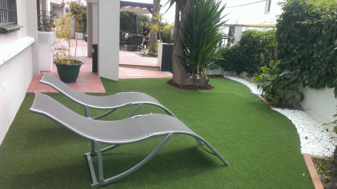 Zonneterras van Hotel Domus in Malaga
