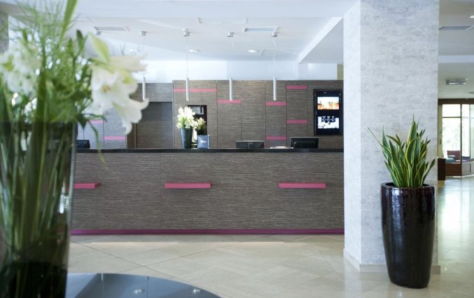 Receptie van Hotel Mercure Wien Westbahnhof in Wenen