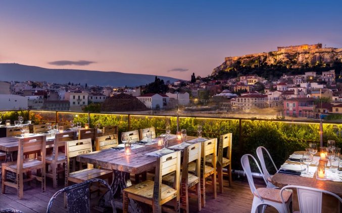 Dakterras met uitzicht van Hotel 36O Degrees in Athene