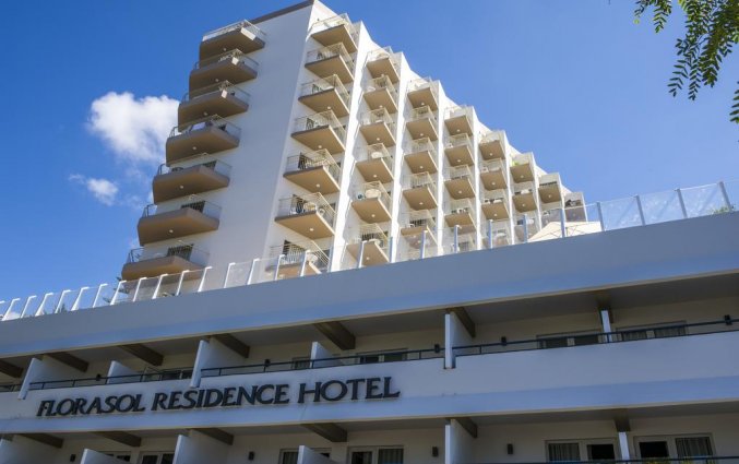 Buitenaanzicht hotel Dorisol Florasol