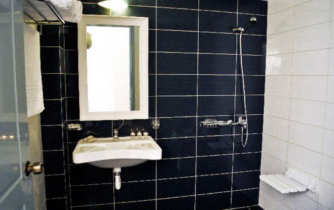 Badkamer van kamer in Hotel Plessas Palace op Zakynthos