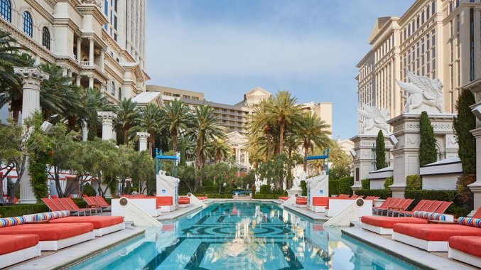 Buitenzwembad van Hotel en Casino Caesars Palace in Las Vegas