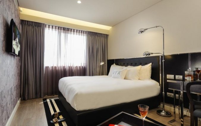 Tweepernsoonskamer van hotel NYX Tel Aviv