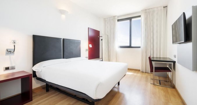 Tweepersoonskamer van Hotel Ilunion Aqua 3 in Valencia