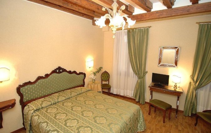Tweepersoonskamer van Hotel Da Bruno in Venetie