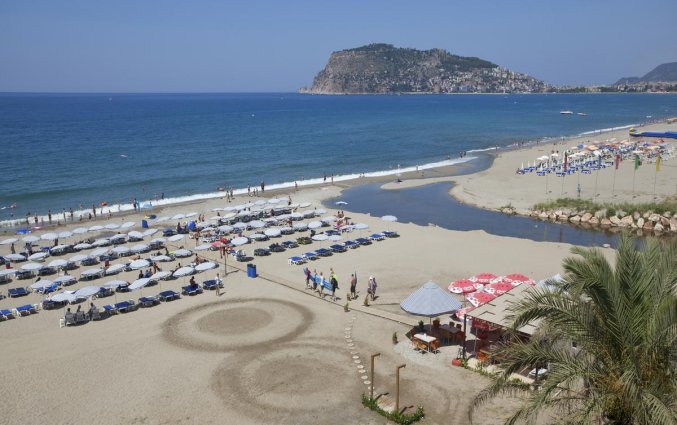 Strand van Resort Green Garden in Alanya