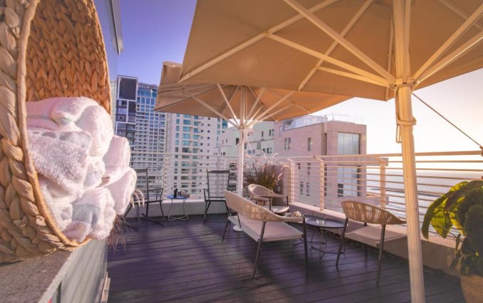 Dakterras van Hotel The Savoy Sea Side Tel Aviv