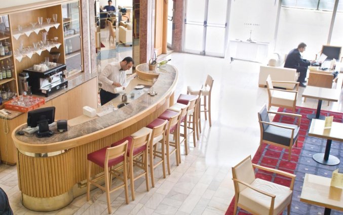 Bar van Hotel Grand Beach Tel Aviv