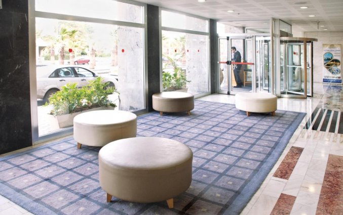 Lobby van Hotel Grand Beach Tel Aviv