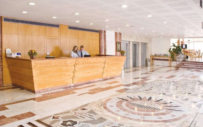 Receptie van Hotel Grand Beach Tel Aviv