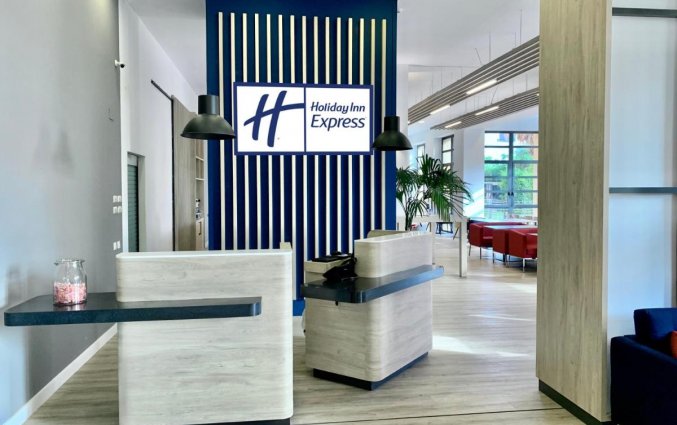 Receptie bij Holiday Inn Express