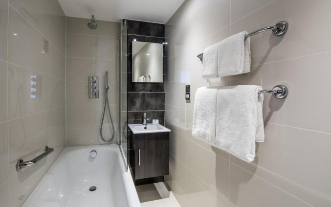 Badkamer Hotel Holiday Inn Kensington High Street