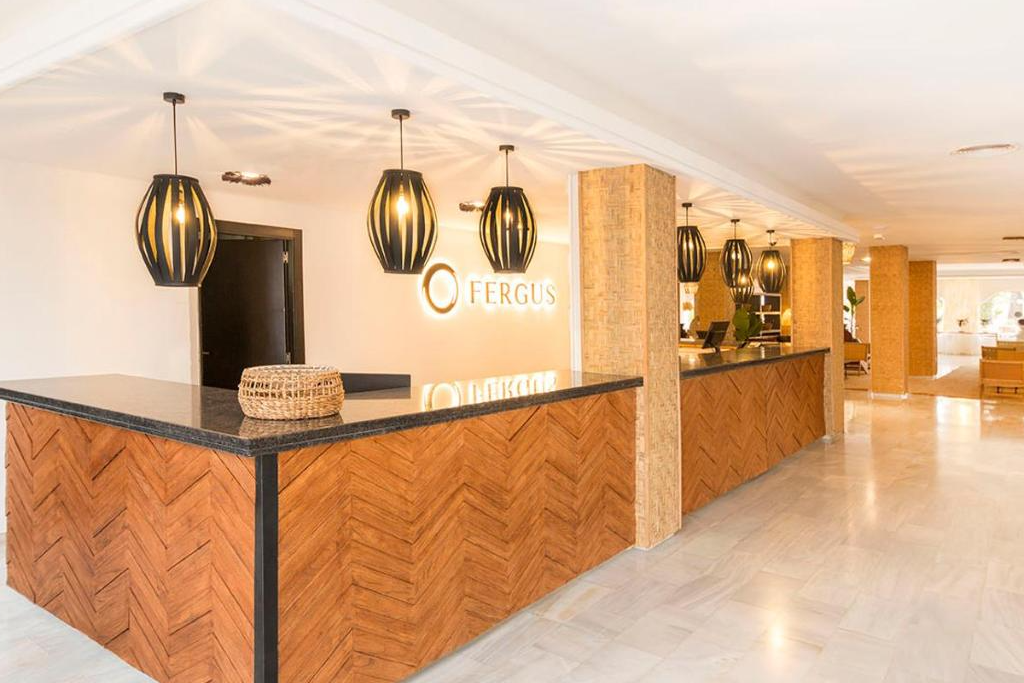 Receptie van Hotel FERGUS Style Bahamas