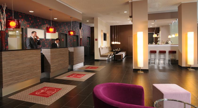 Receptie van Hotel Leonardo in Berlijn