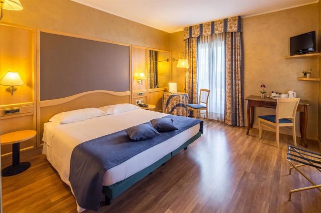 Tweepersoonskamer van Hotel Best Western Luxor in Turijn