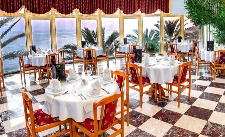 Rubi Hotel