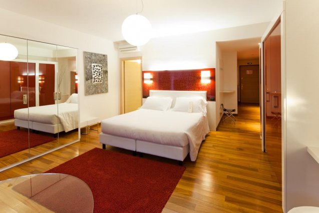 Een tweepersoonskamer van Hotel Qualys Nasco Milaan